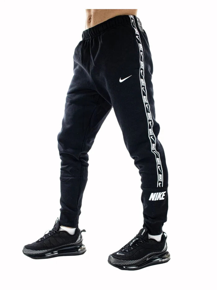 Nike | Men's Repeat Logo Joggers - Black